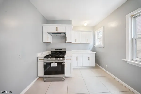 $2,250 | 22 Poe Avenue, Newark, NJ 07106