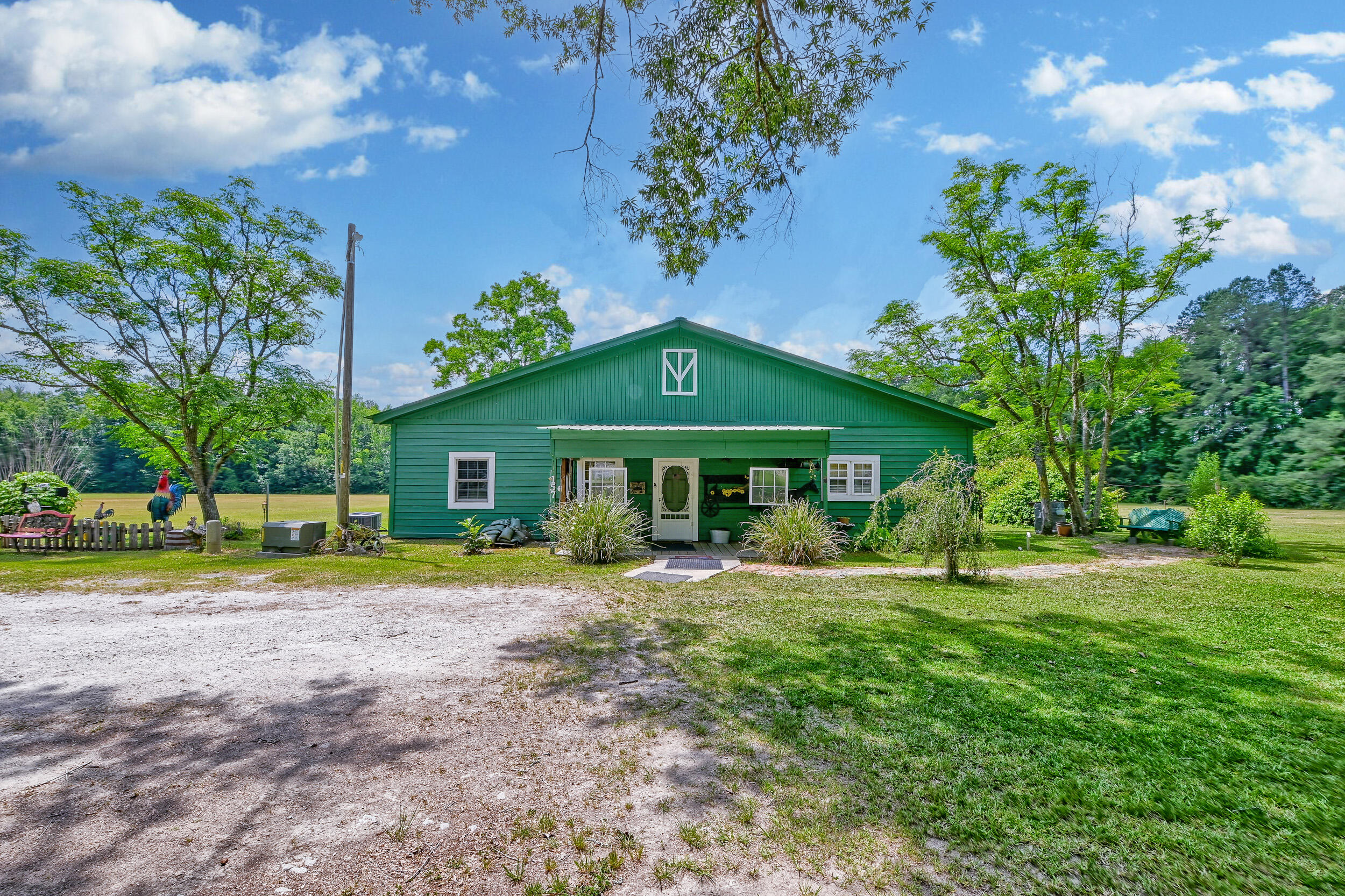 157 Gallashaw Road Summerville, SC 29483 - Photo 35 of 90 157 Gallashaw Rd-52