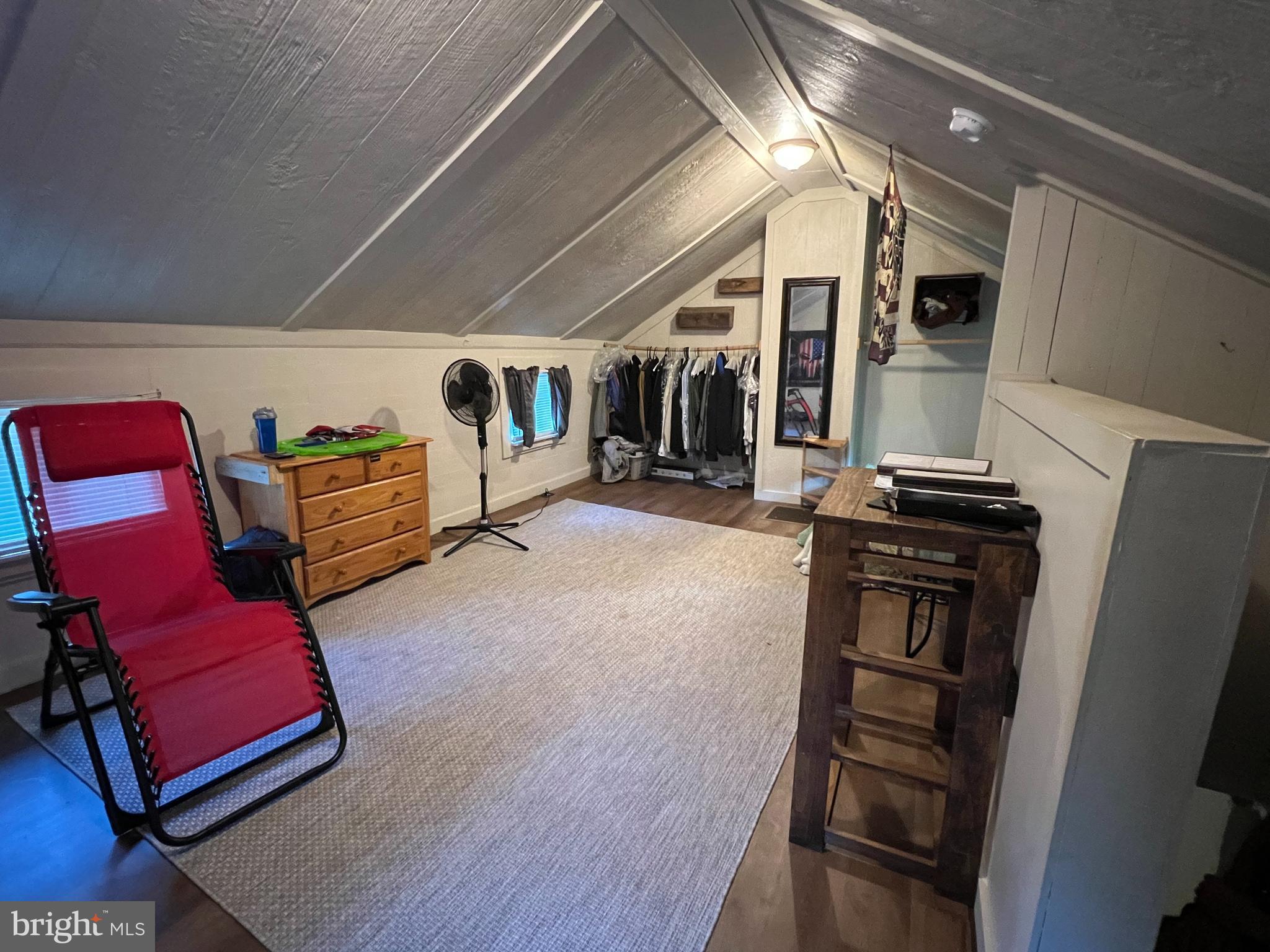 15504 Dellinger Road Williamsport, MD 21795 - Photo 24 of 32 Upper level bedroom. Very spacious