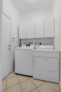 $395,000 | 10612 Royal Caribbean Circle, Boynton Beach, FL 33437