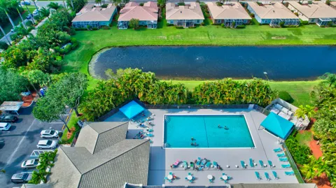 $395,000 | 10612 Royal Caribbean Circle, Boynton Beach, FL 33437