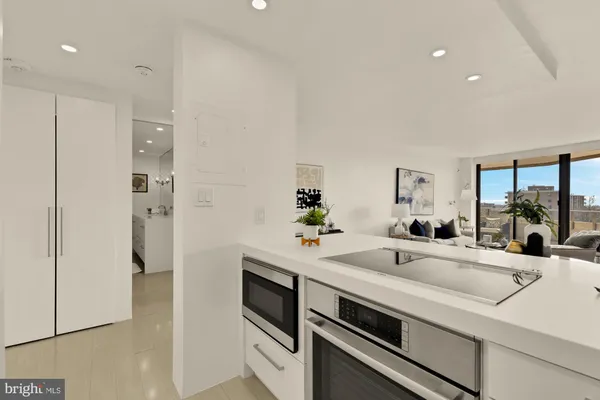 $569,000 | 4200 Massachusetts Avenue Northwest, Unit 708, Washington, DC 20016