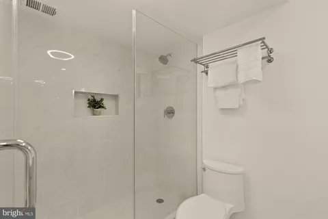 $569,000 | 4200 Massachusetts Avenue Northwest, Unit 708, Washington, DC 20016