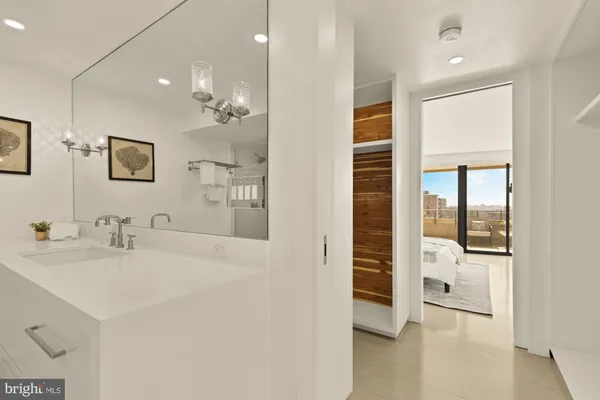 $569,000 | 4200 Massachusetts Avenue Northwest, Unit 708, Washington, DC 20016