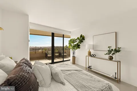 $569,000 | 4200 Massachusetts Avenue Northwest, Unit 708, Washington, DC 20016