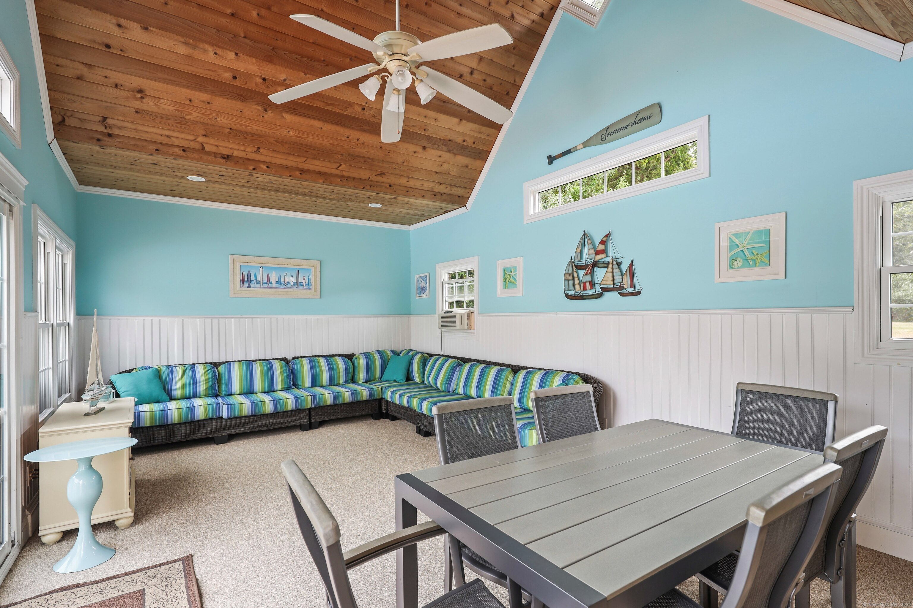 17 Hunters Ridge Wolcott, CT 06716 - Photo 38 of 40 a view of a dining room with furniture