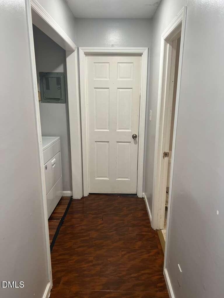 519 Brent Road Raleigh, NC 27606 - Photo 25 of 39 PHOTO-2025-12-25-18-19-25 3