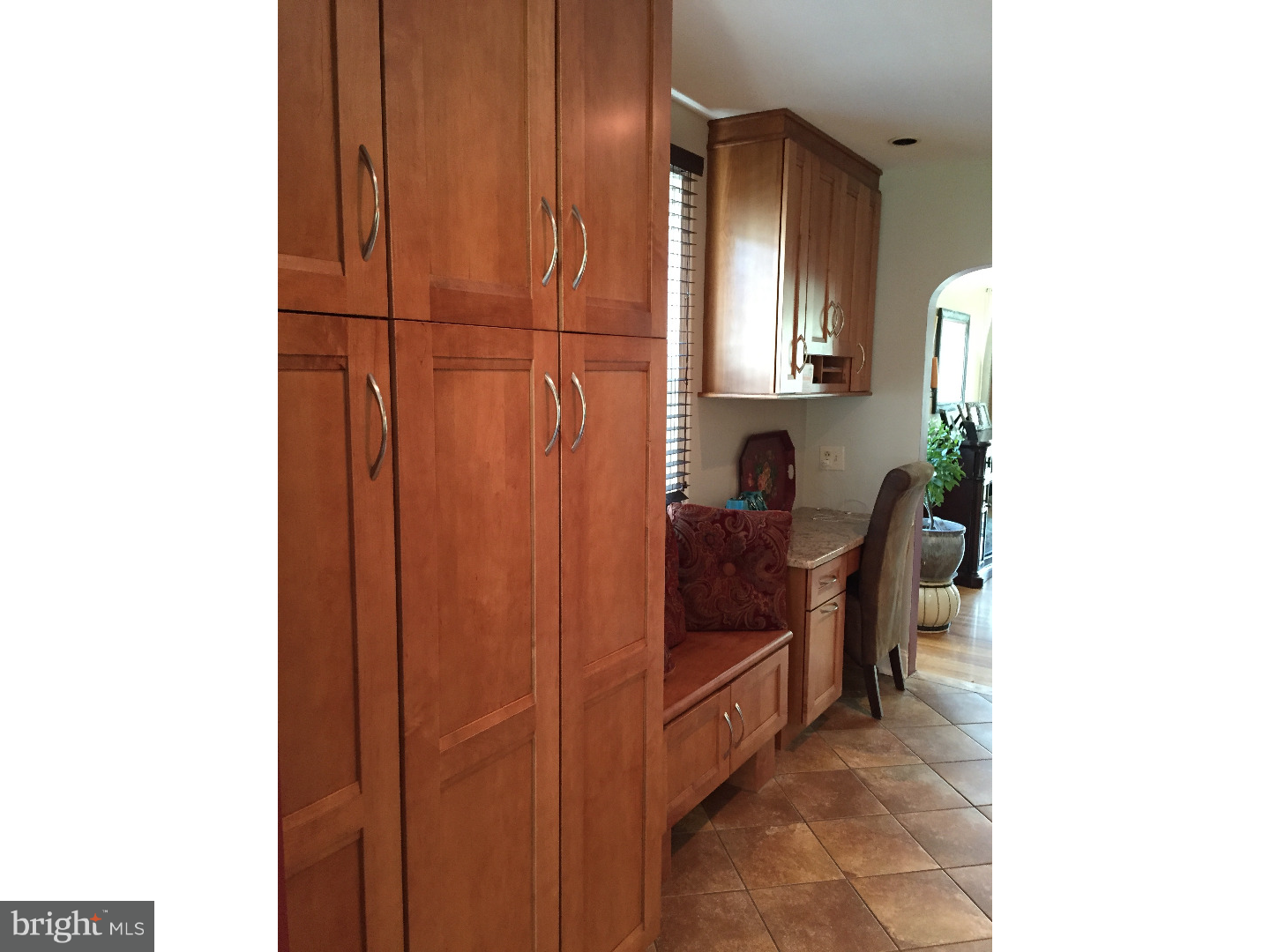 335 Wayne Avenue Springfield, PA 19064 - Photo 4 of 20