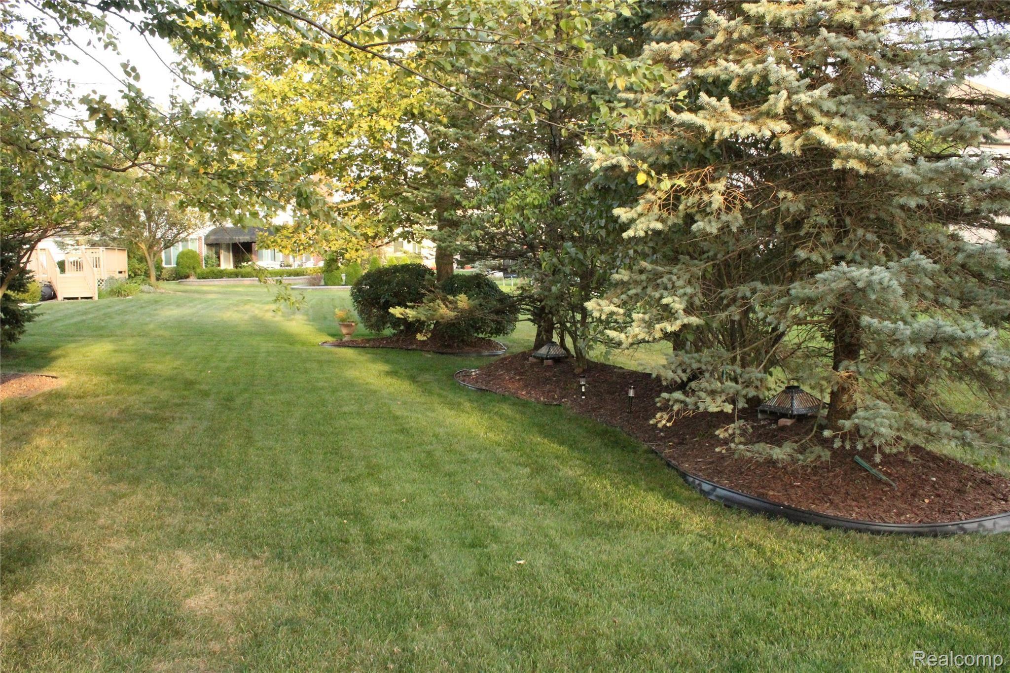 47687 Pavillon Road Canton, MI 48188 - Photo 68 of 70 Treed Back Yard
