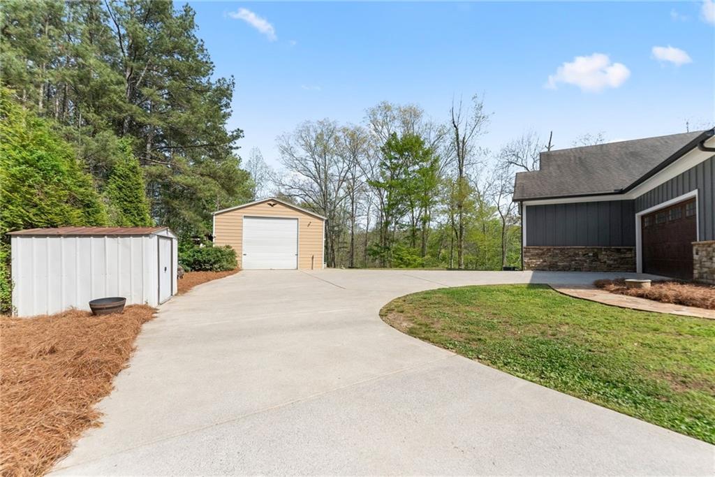 319 River Valley Road Dawsonville, GA 30534 - Photo 4 of 87