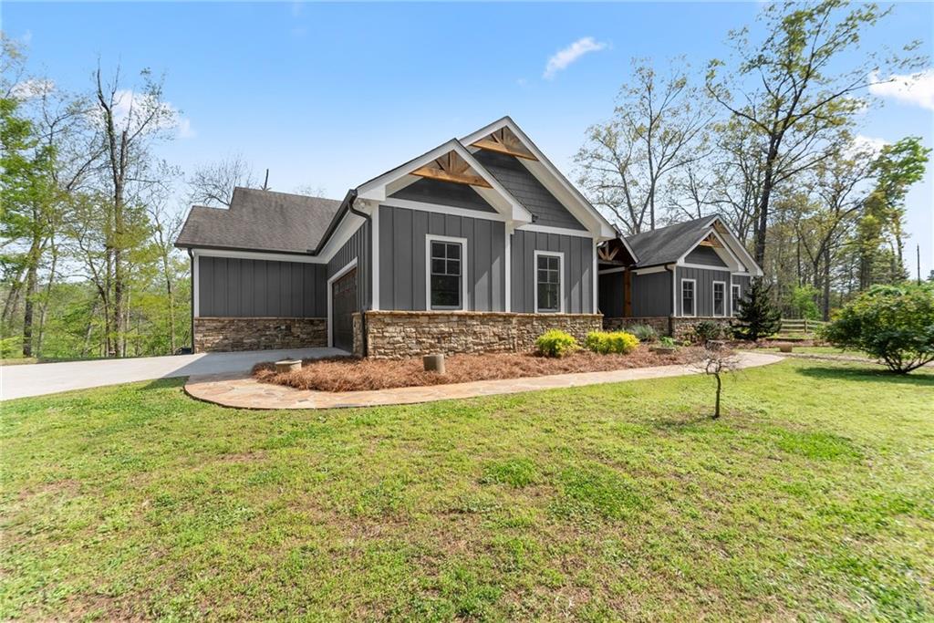 319 River Valley Road Dawsonville, GA 30534 - Photo 5 of 87