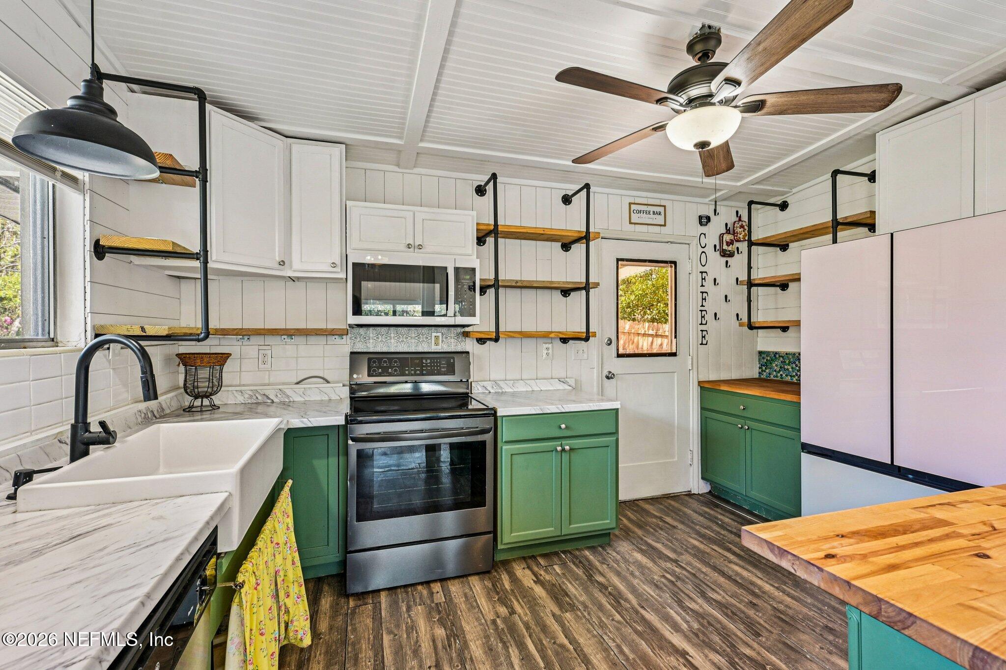 1044 Halifax Road Jacksonville, FL 32216 - Photo 9 of 32 Kitchen