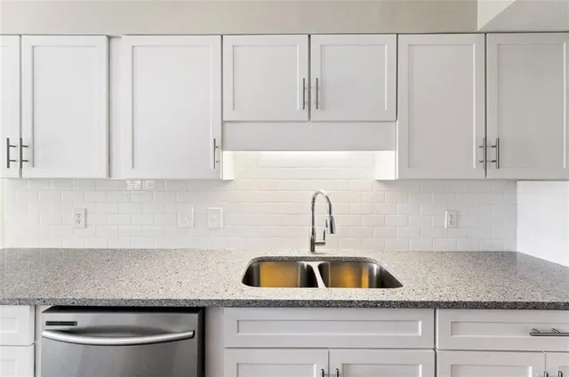 $1,887 | 1831 Briarcliff Circle, Unit 1870C, Atlanta, GA 30329