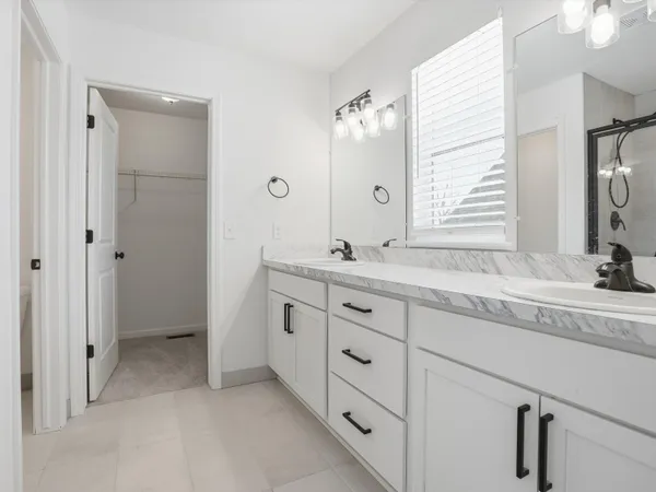 $3,900 | 6246 Hawthorne Avenue, Ypsilanti, MI 48197