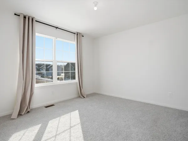 $3,900 | 6246 Hawthorne Avenue, Ypsilanti, MI 48197