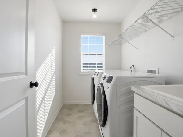 $3,900 | 6246 Hawthorne Avenue, Ypsilanti, MI 48197