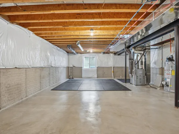 $3,900 | 6246 Hawthorne Avenue, Ypsilanti, MI 48197