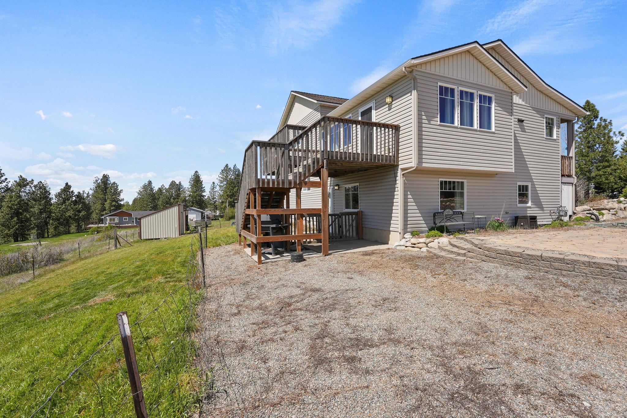 14428 East Meadows Road Mica, WA 99023 - Photo 33 of 45