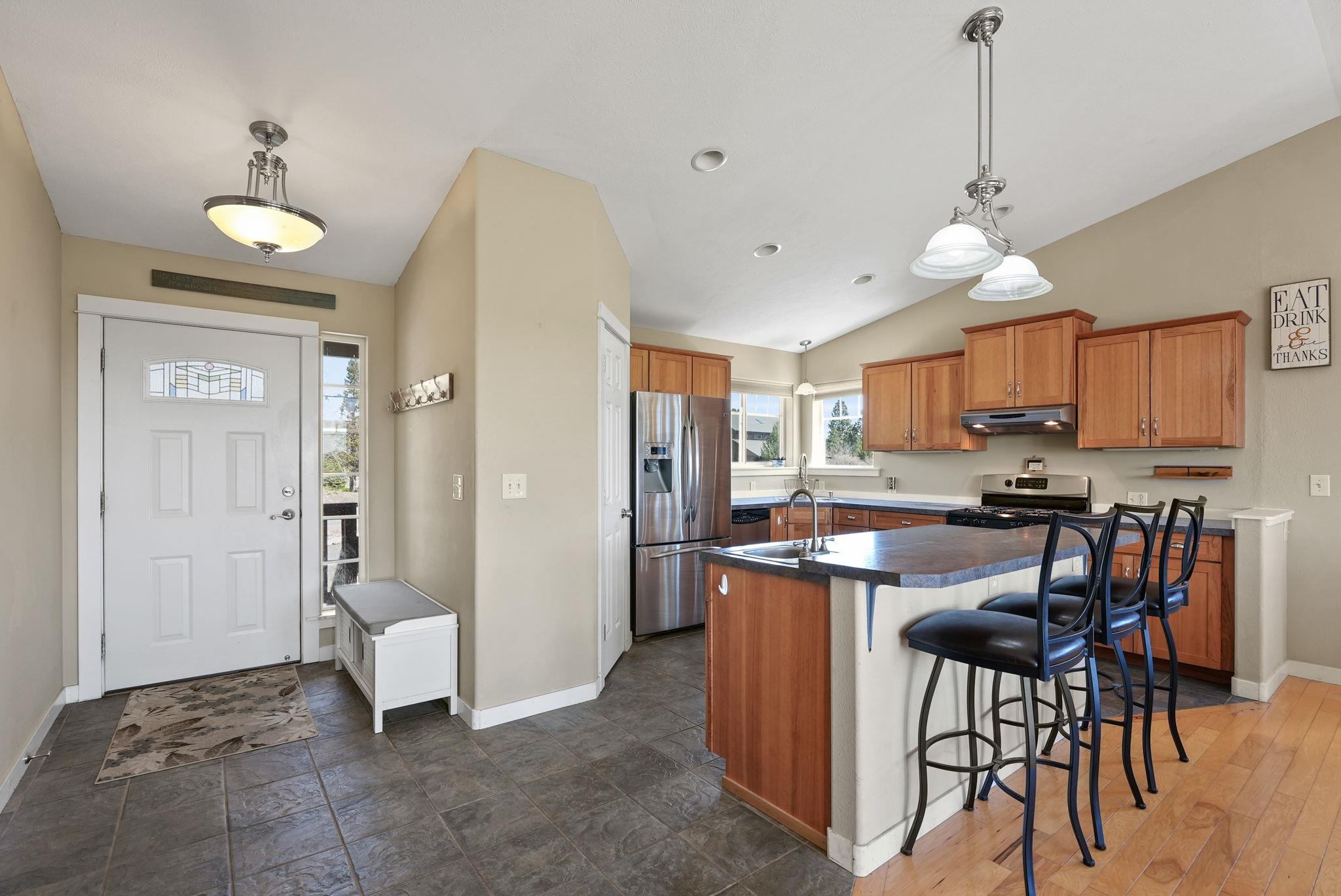 14428 East Meadows Road Mica, WA 99023 - Photo 10 of 45