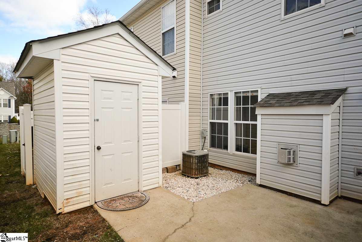 87 Spring Crossing Circle Greer, SC 29650 - Photo 3 of 29