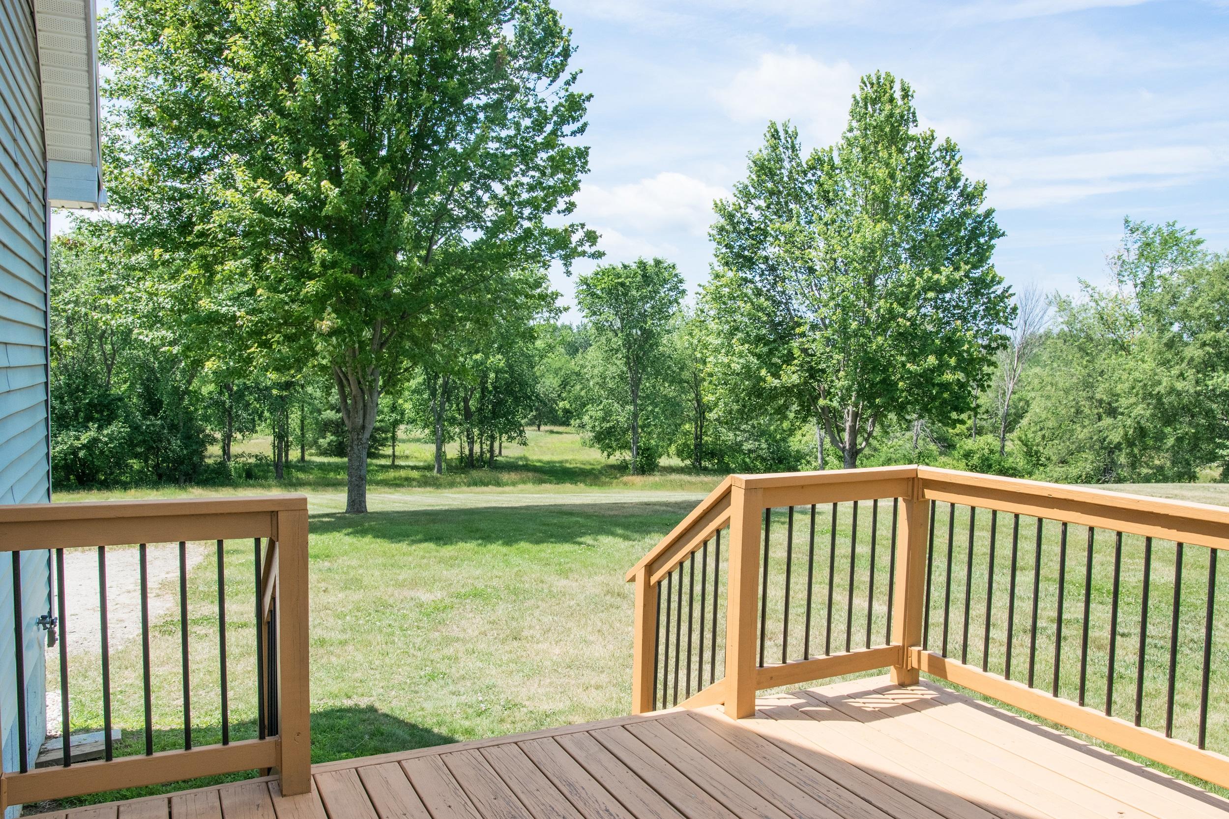 515 Lisbon Road Sabattus, ME 04280 - Photo 23 of 32 Deck