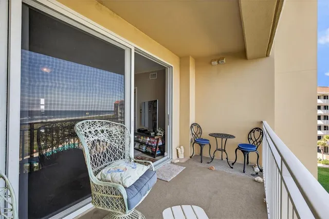 a view of a tennis court