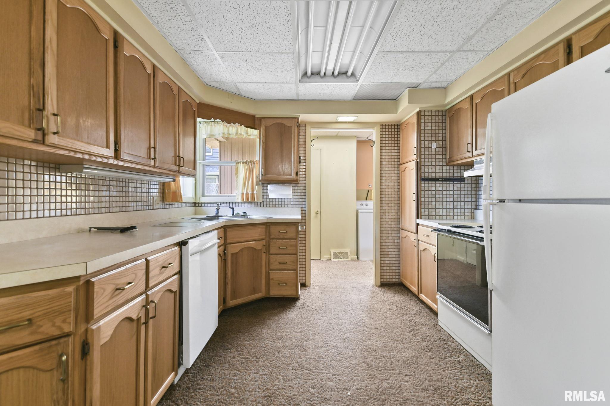 78 Circle Drive Springfield, IL 62703 - Photo 16 of 40