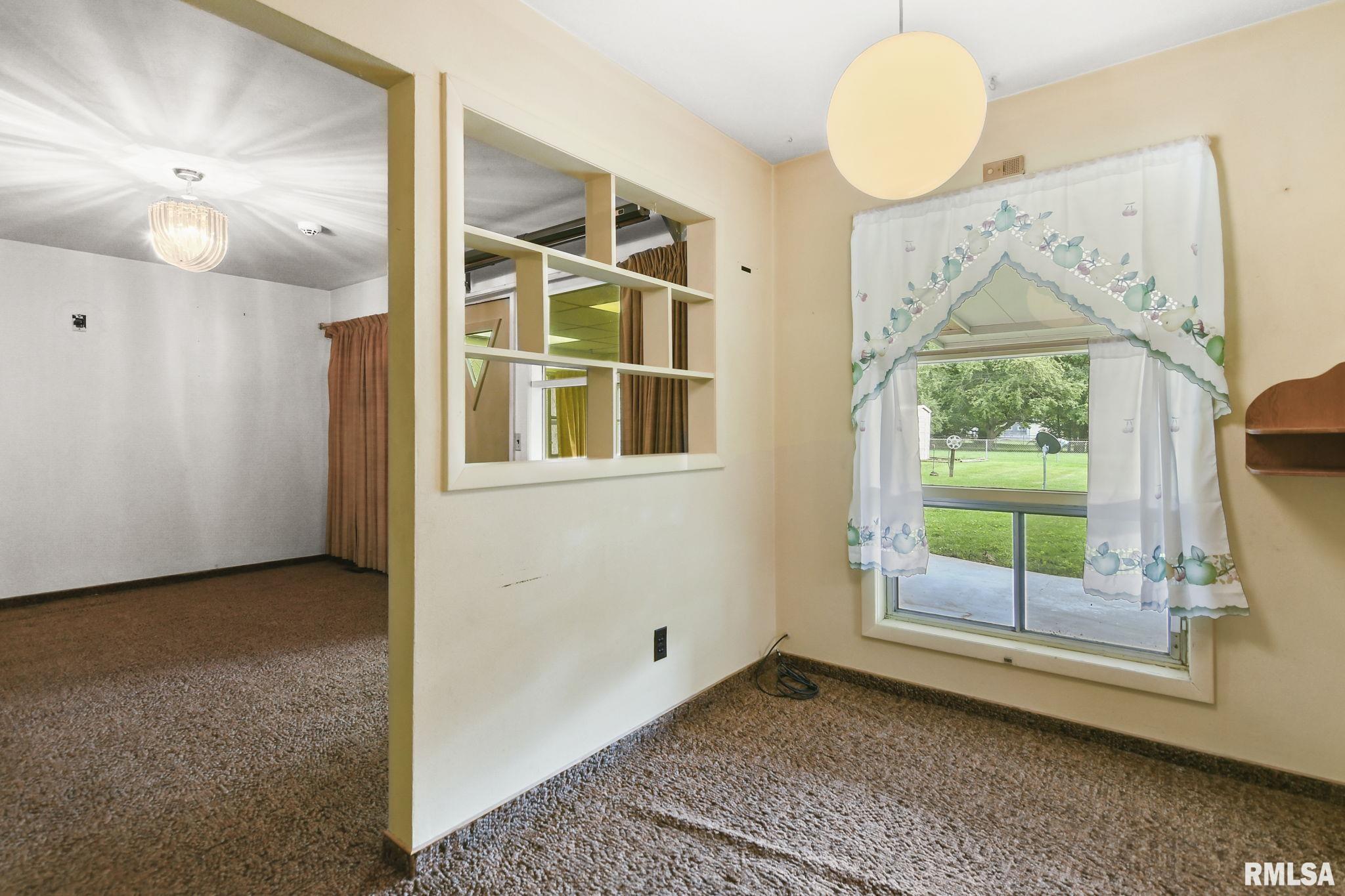 78 Circle Drive Springfield, IL 62703 - Photo 18 of 40