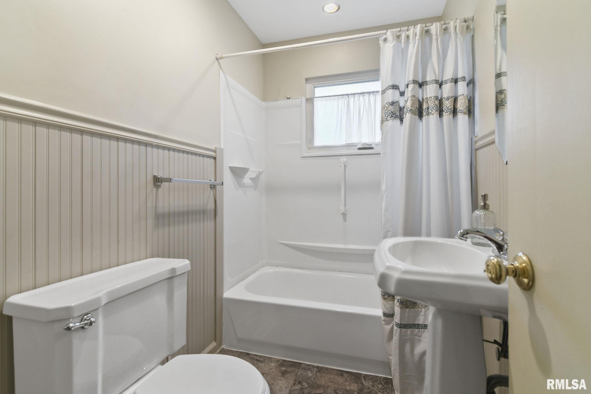 78 Circle Drive Springfield, IL 62703 - Photo 27 of 40