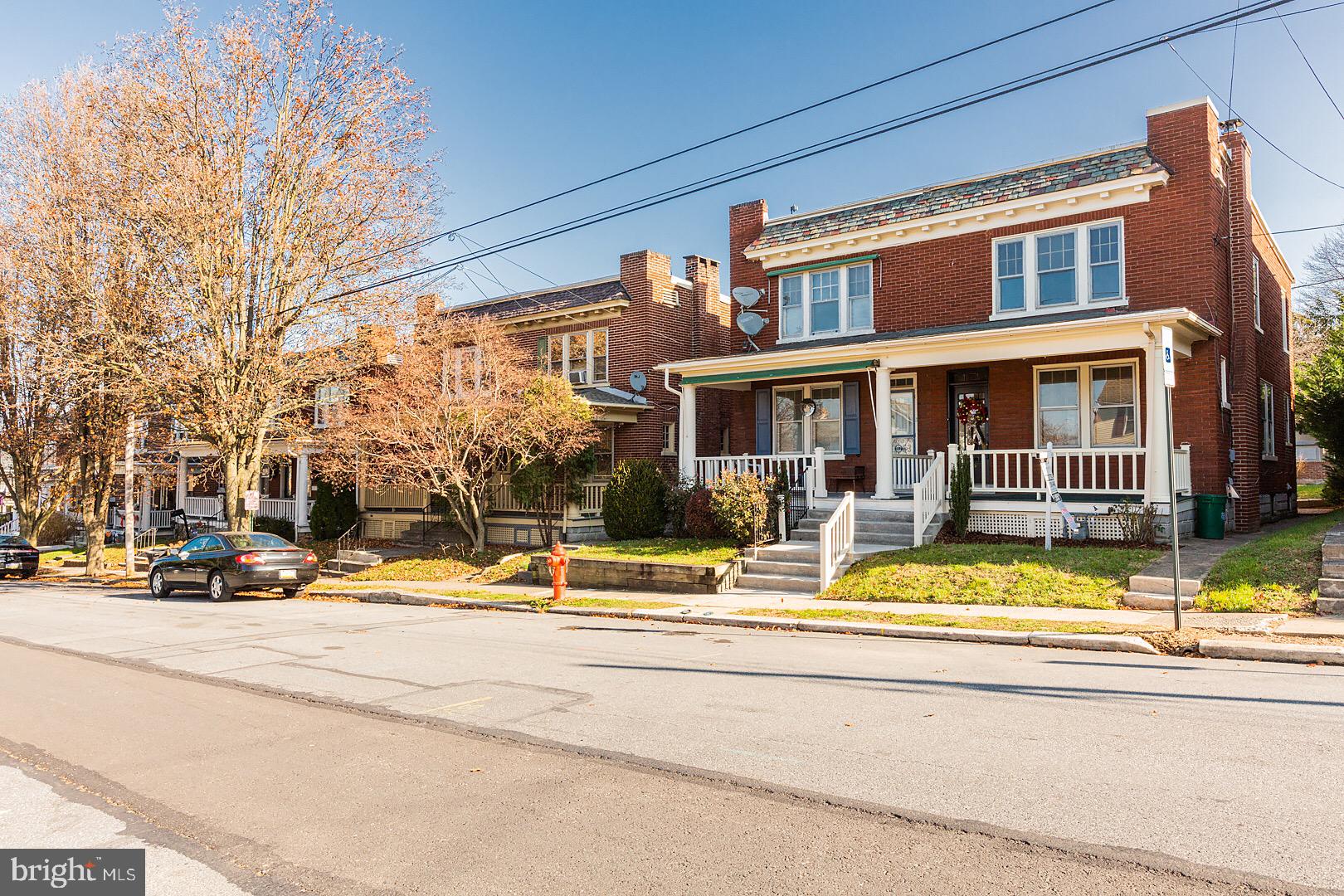 319 Rider Avenue Lancaster, PA 17603 - Photo 2 of 58 Plenty of Parking