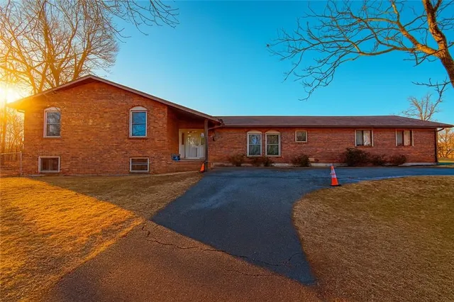 $420,000 | 4553 Bramble Lane, Joplin, MO 64801