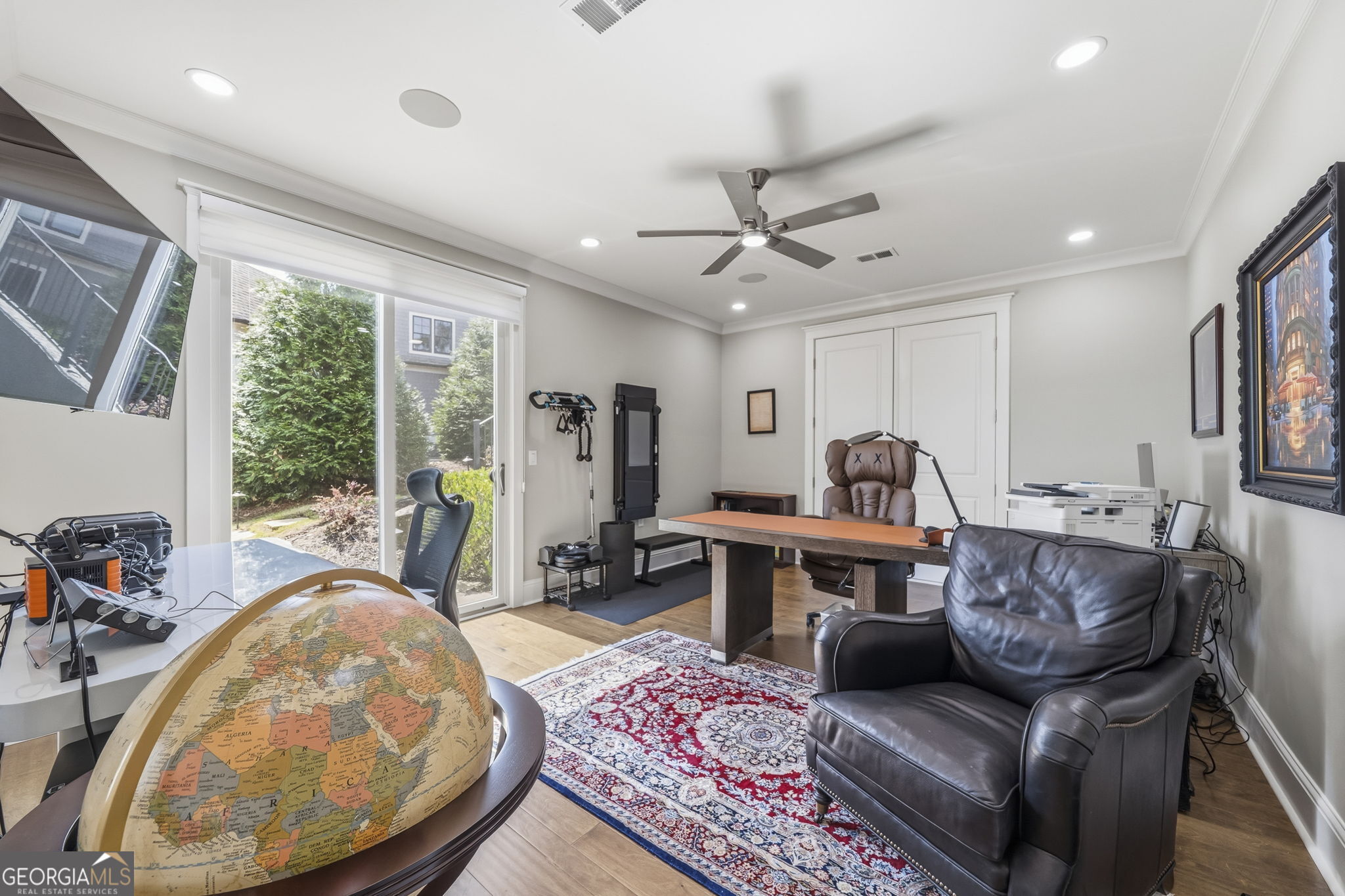 1060 Rdg Grv Court Greensboro, GA 30642 - Photo 47 of 68 a living room with furniture and a large window