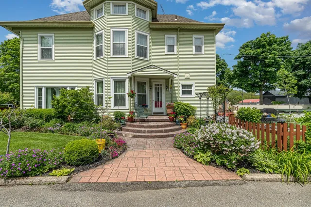 $415,000 | 1032 Cliff Street, Brookville, IN 47012