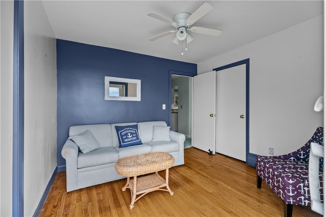 78 Ellery Road Newport, RI 02840 - Photo 18 of 31