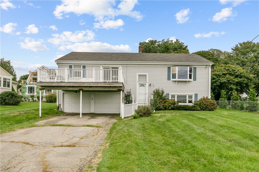 78 Ellery Road Newport, RI 02840 - Photo 2 of 31