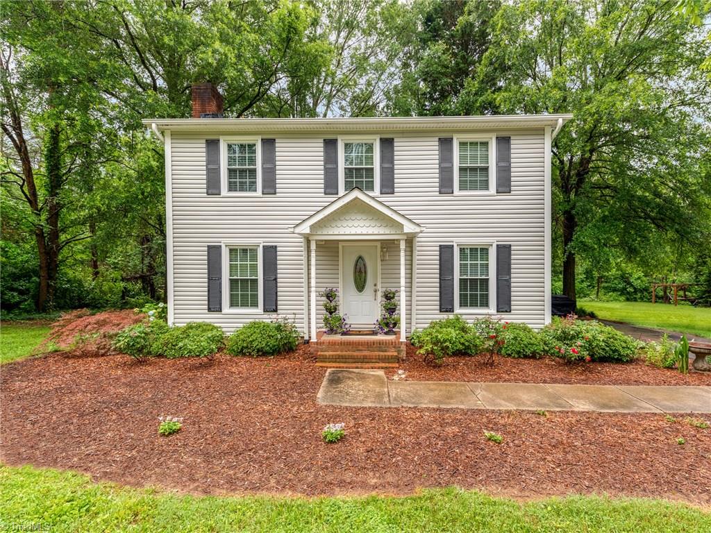 2925 Millwheel Road Pfafftown, NC 27040 - Photo 3 of 25 Gallery Image 3
