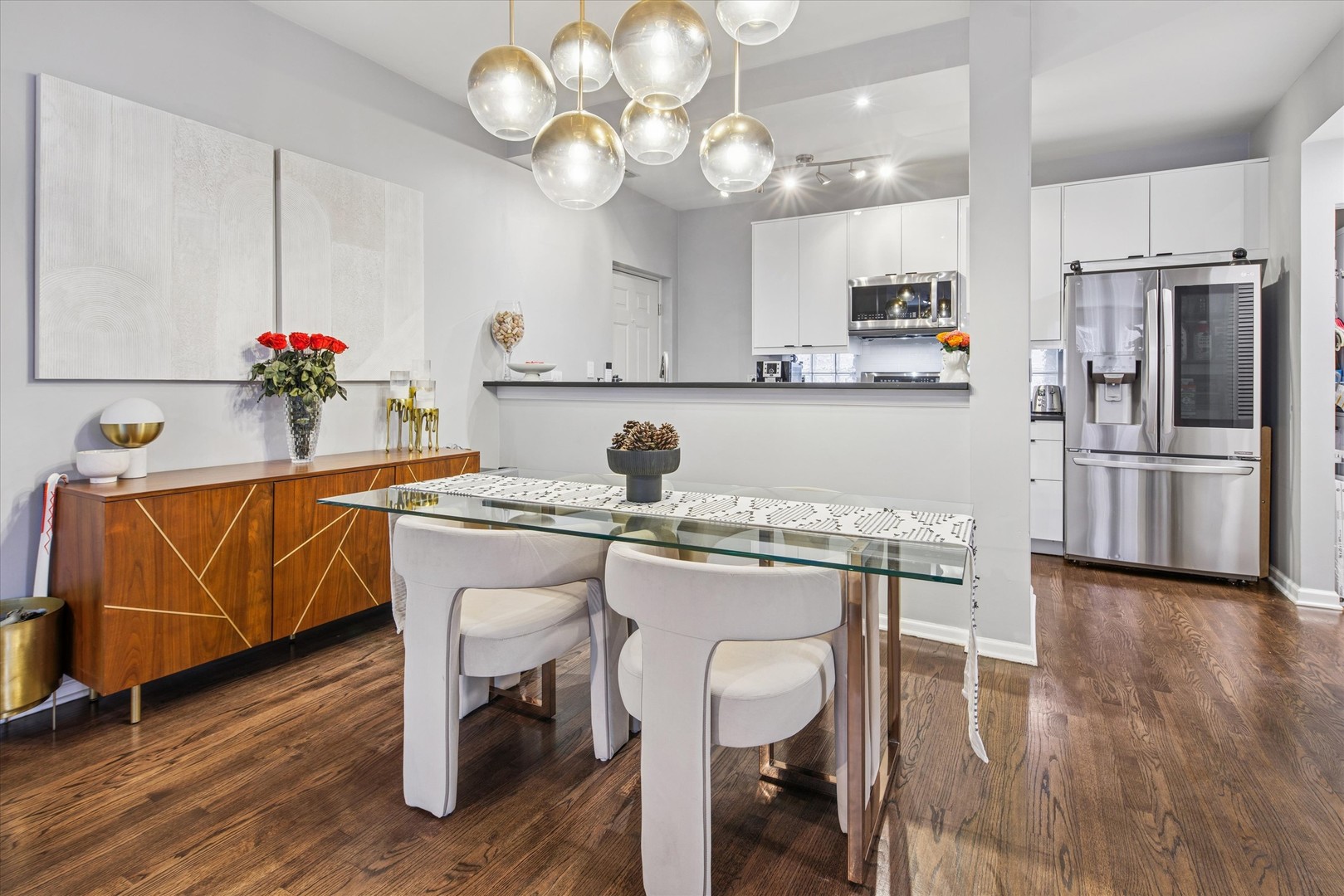 301 West Scott Street, Unit 103 Chicago, IL 60610 - Photo 7 of 17