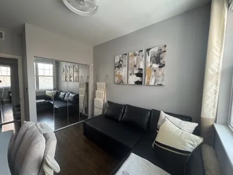 $450,000 | 301 West Scott Street, Unit 103, Chicago, IL 60610