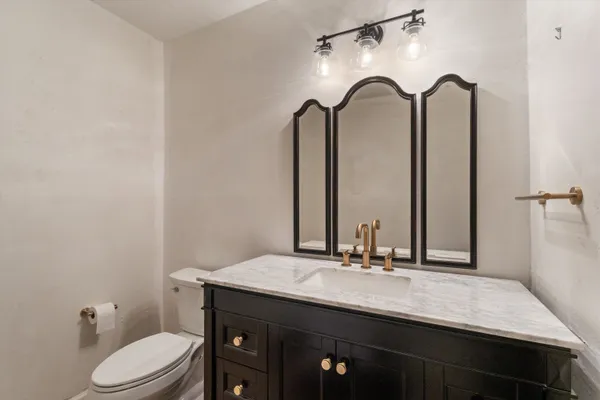 $449,900 | 1680 Carruthers Place, Memphis, TN 38112