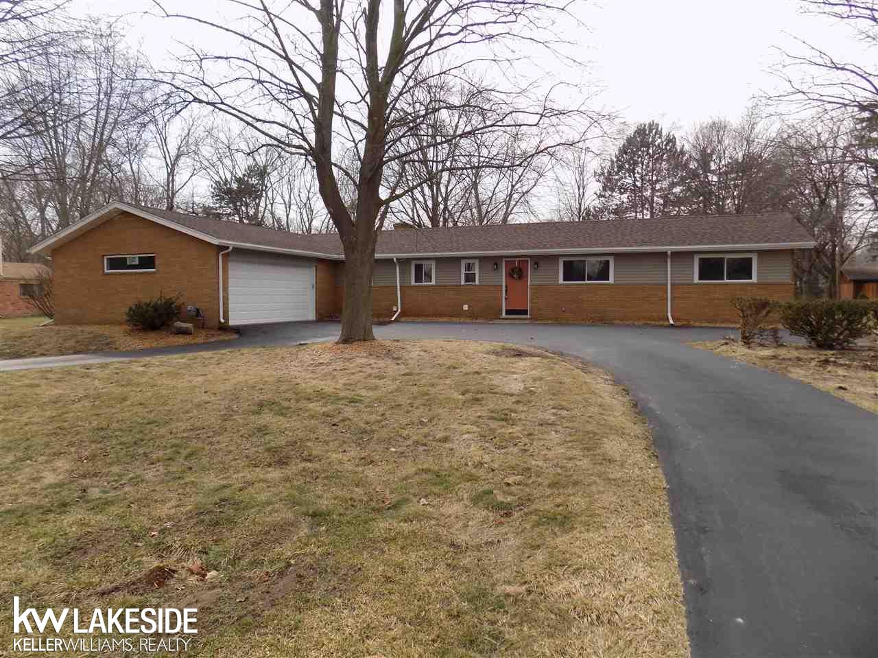 344 East Maryknoll Road Rochester Hills, MI 48309 - Photo 2 of 37