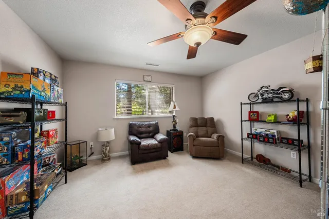 $469,000 | 18164 Fishhook Court, Hidden Valley Lake, CA 95467