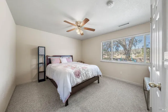 $469,000 | 18164 Fishhook Court, Hidden Valley Lake, CA 95467