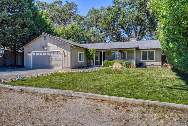 $469,000 | 18164 Fishhook Court, Hidden Valley Lake, CA 95467