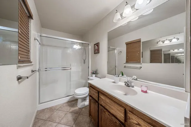 $469,000 | 18164 Fishhook Court, Hidden Valley Lake, CA 95467