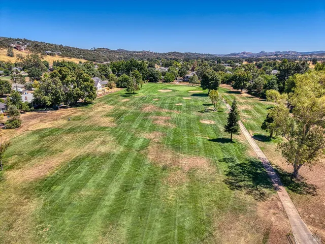 $469,000 | 18164 Fishhook Court, Hidden Valley Lake, CA 95467