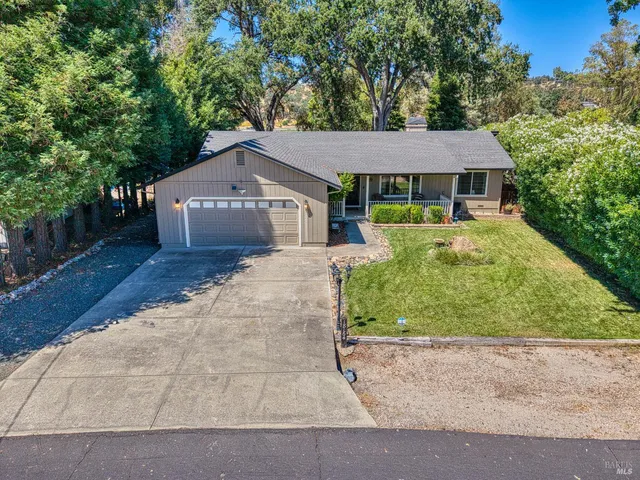 $469,000 | 18164 Fishhook Court, Hidden Valley Lake, CA 95467