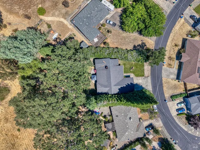 $469,000 | 18164 Fishhook Court, Hidden Valley Lake, CA 95467