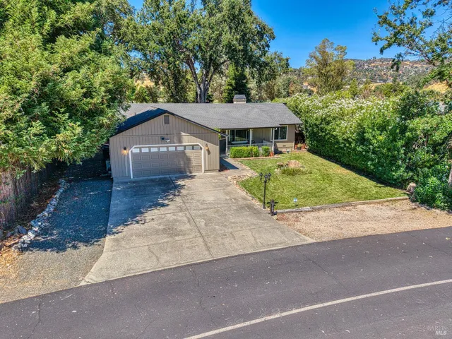 $469,000 | 18164 Fishhook Court, Hidden Valley Lake, CA 95467