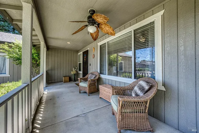 $469,000 | 18164 Fishhook Court, Hidden Valley Lake, CA 95467