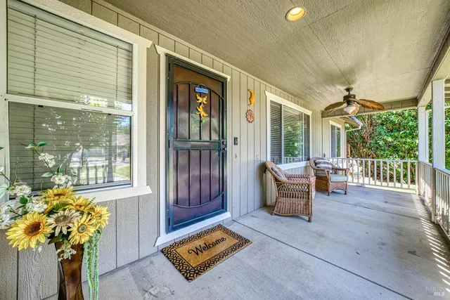 $469,000 | 18164 Fishhook Court, Hidden Valley Lake, CA 95467